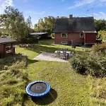 Fy343-martofte-fynshovedvej-760 Дом отдыха *